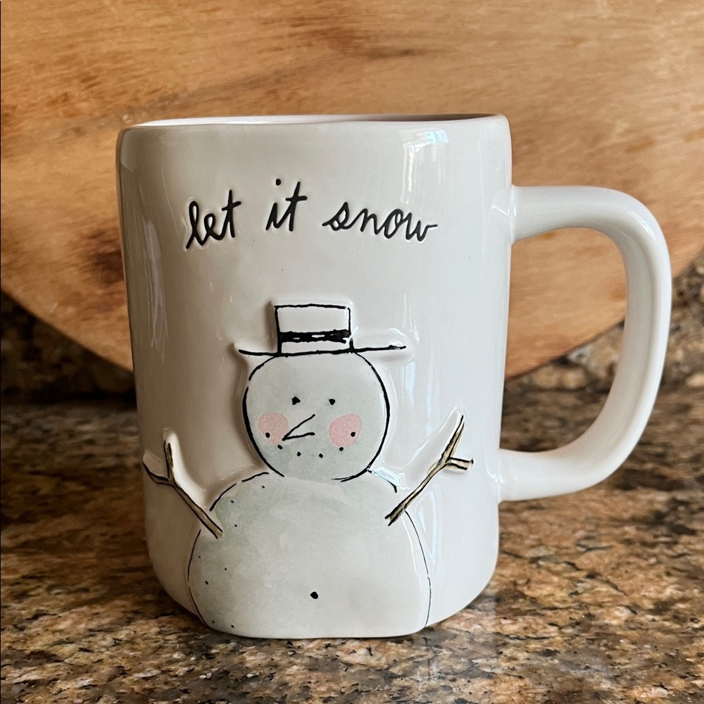 NEW Rae Dunn “Let It Snow” 3D Snowman Glossy Mug